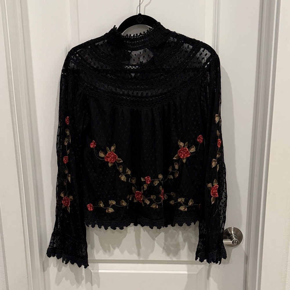SAYLOR Black Lace Blouse with Red Floral Embroidery - Picture 2 of 6